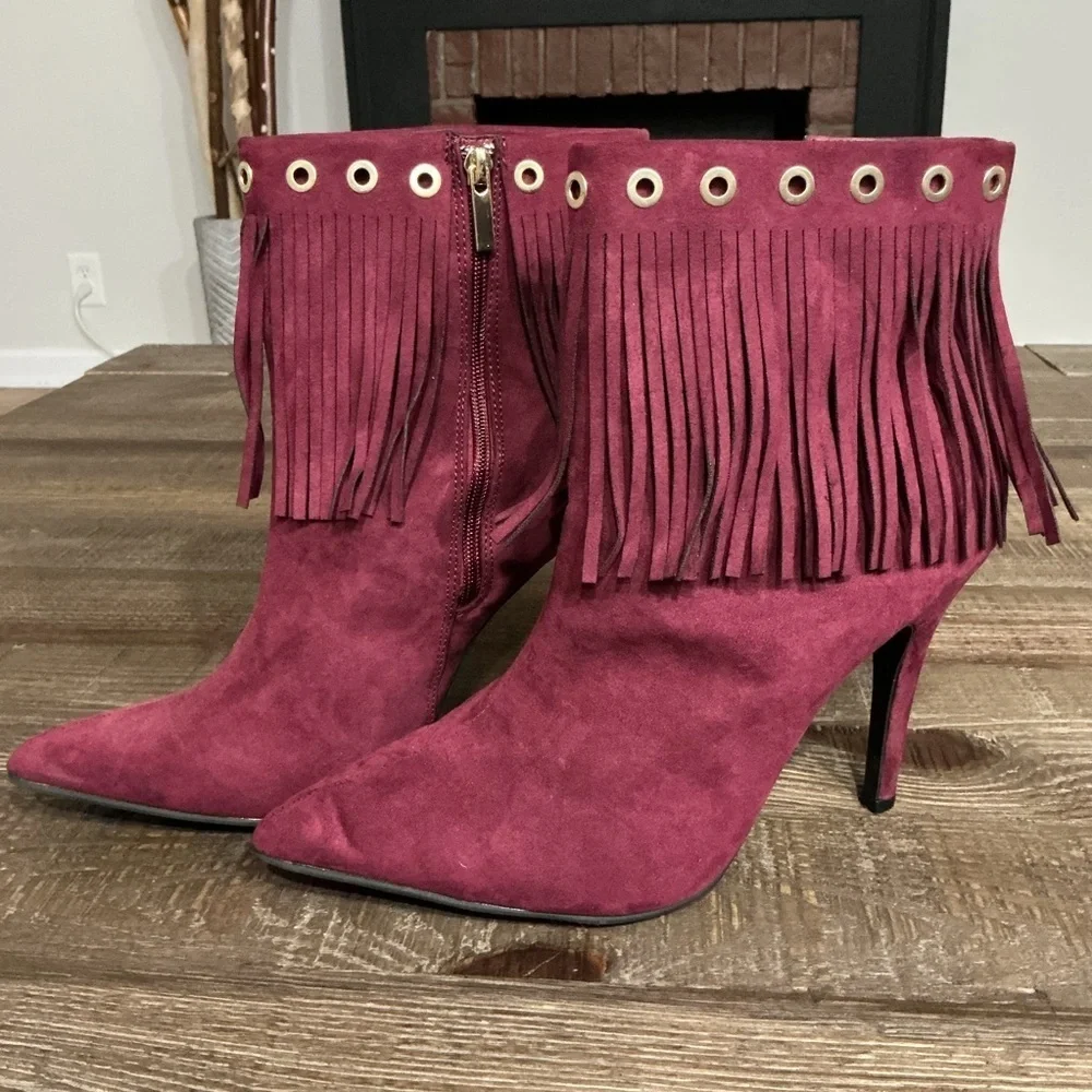 ASHLEY STEWART Grommet Fringe Bootie Fashion Boots Burgundy Sz 11w
